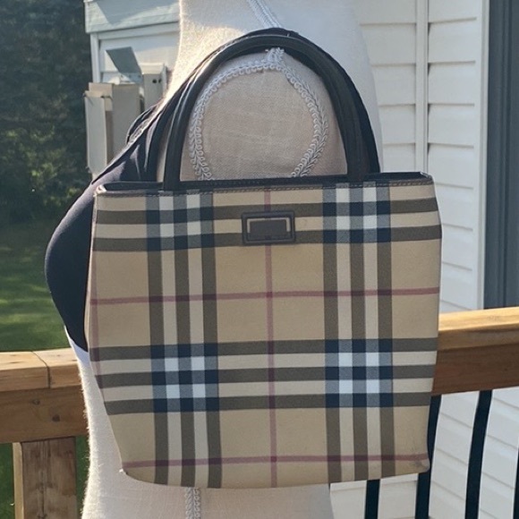 Burberry VINTAGE Small Nova Check Bag! EUC! 🔥❤️ - Picture 13 of 16